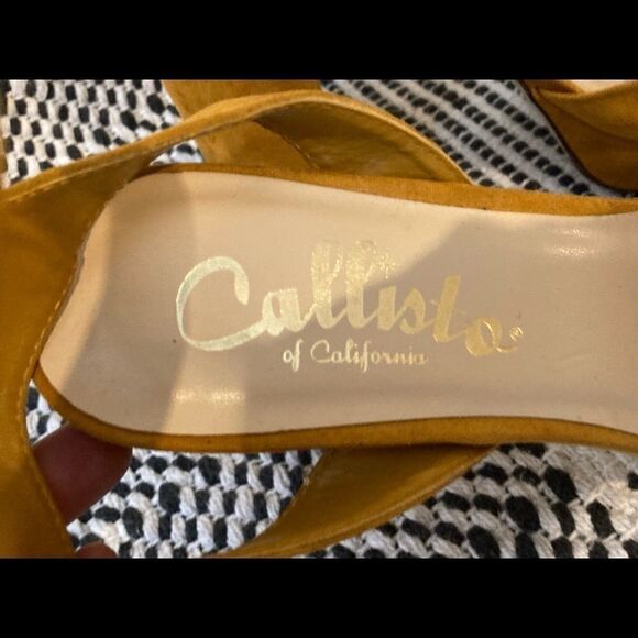 Callisto California Yellow Sandals 8.5 - Picture 8 of 16